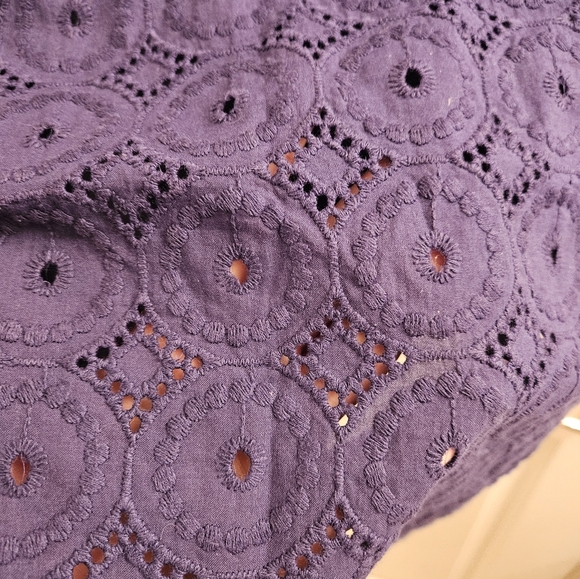 Crochet front Blue purple top 3/4 sleeves buttons back Reitmans top XL - Picture 2 of 4